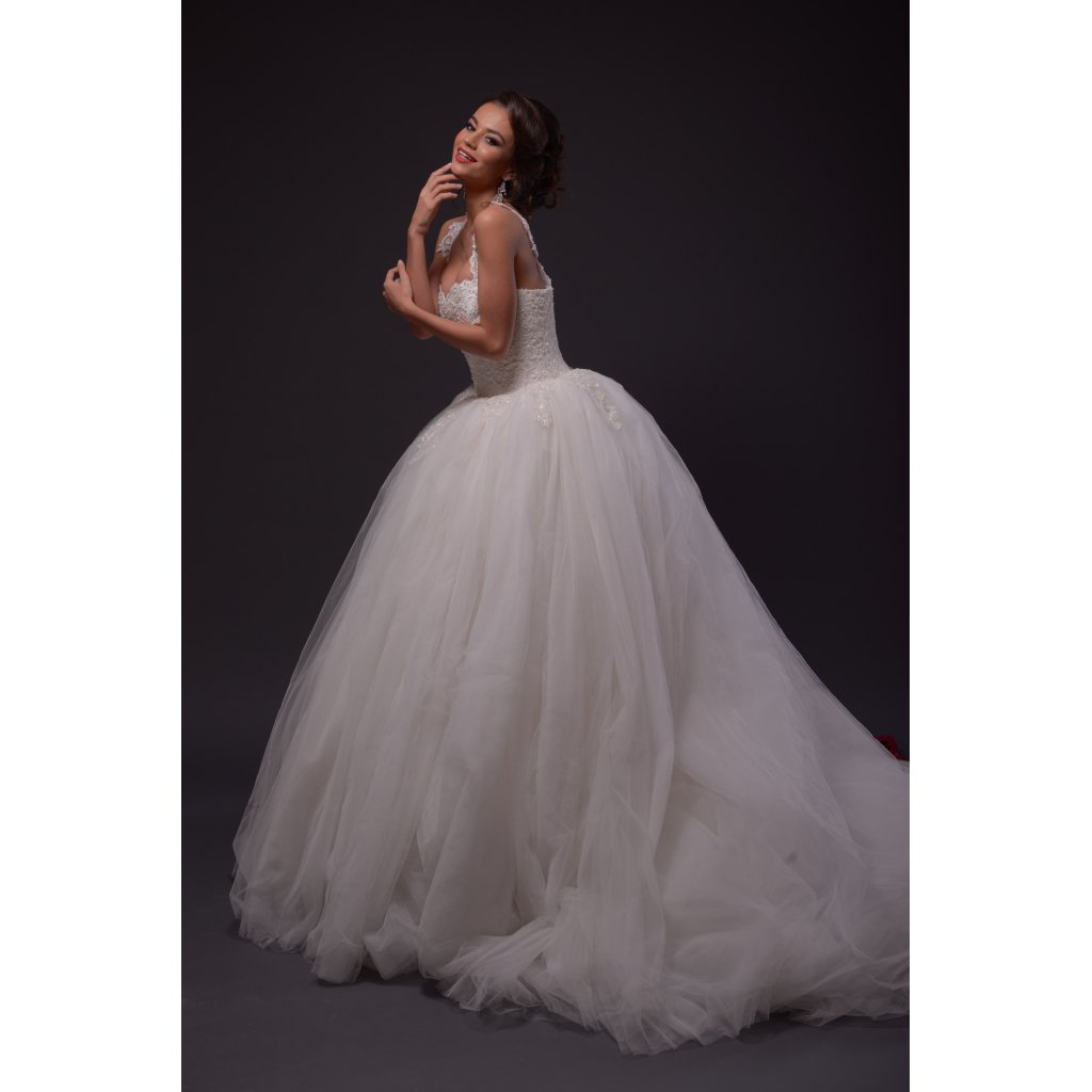 Theorrose rochii de mireasa mirese bridals nunta wedding dress designr Oradea Cluj Timisoara Arad Baia-Mare Satu-Mare Salaj Debrecen Budapest (19)