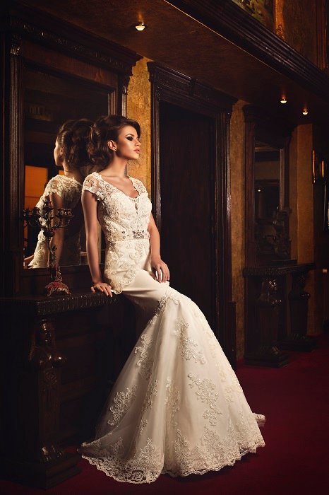 Theorrose rochii de mireasa mirese bridals nunta wedding dress designr Oradea Cluj Timisoara Arad Baia-Mare Satu-Mare Salaj Debrecen Budapest (42)