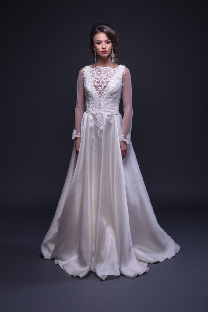 Theorrose rochii de mireasa mirese bridals nunta wedding dress designr Oradea Cluj Timisoara Arad Baia-Mare Satu-Mare Salaj Debrecen Budapest (67)